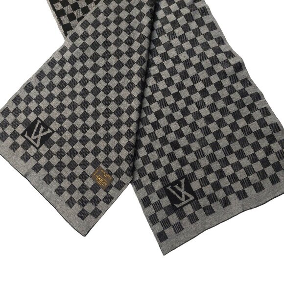 LOUIS VUITTON Black Gray Reversible Cashmere Damier Scarf Pre-Owned - Picture 10 of 13